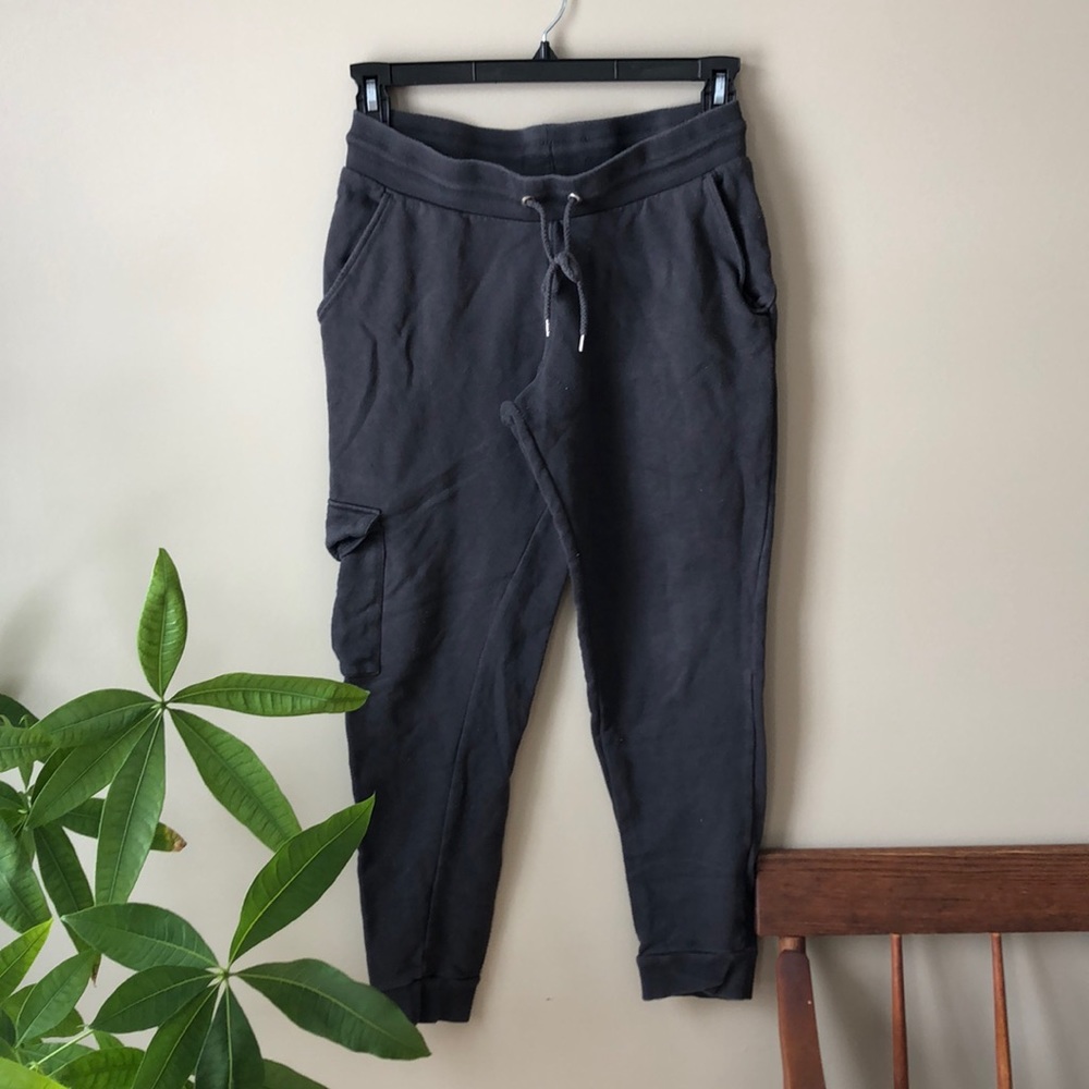 ASOS men’s M black joggers
